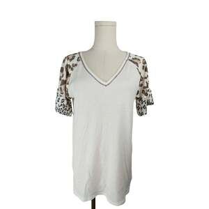 BiB! Women's Size S Waffle Knit V-Neck Top with Leopard Print Ruffle Sleeves